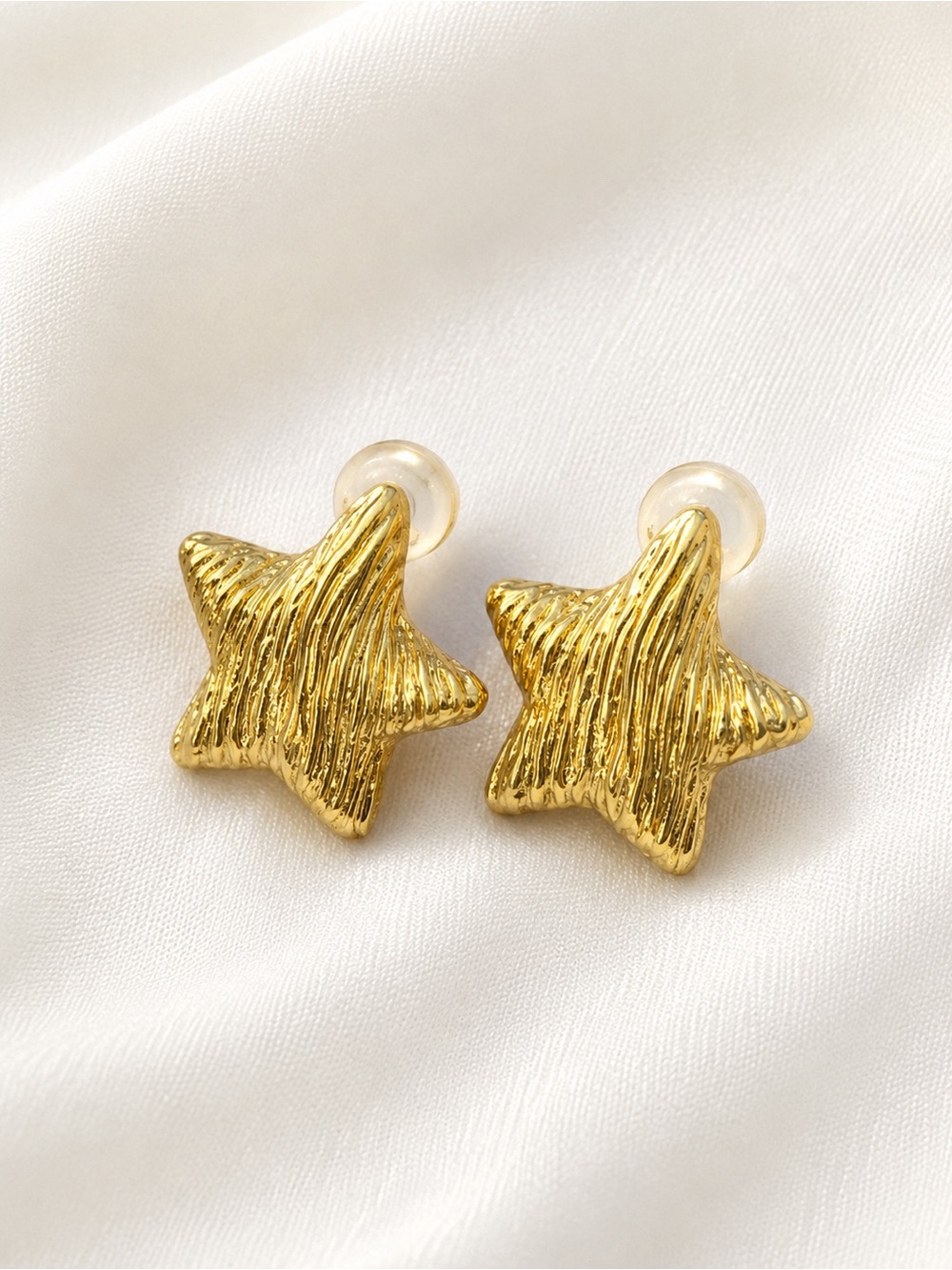 Star Textured Stud Earrings
